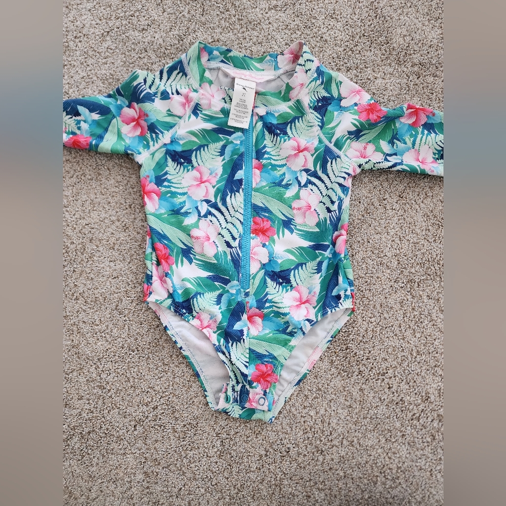 Bathing suit